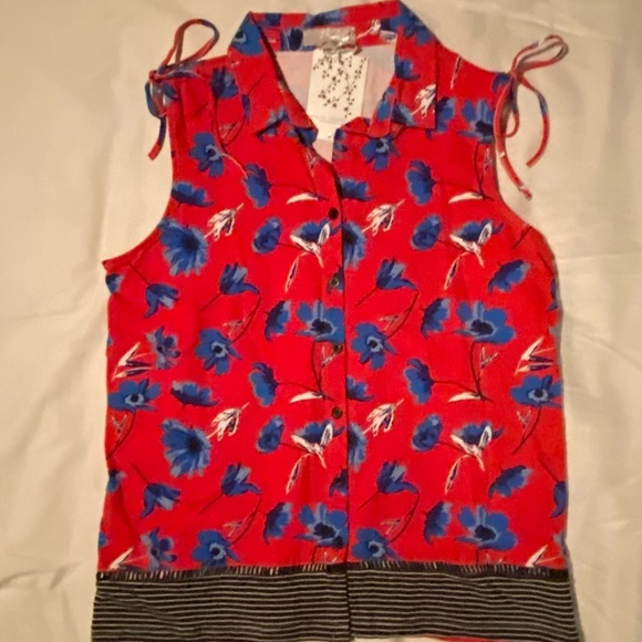 Carolyn Taylor Sleeveless Button Top w/ShoulderTie - Picture 6 of 10